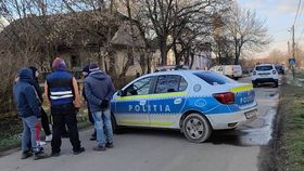 Cine este ucigașul dublei crime din Bihor? O educatoare și fiul ei au fost găsiți fără suflare, în propria casă: „La noi așa ceva nu s-a întâmplat”